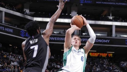 波神越发稳定布伦森持续高光 独行侠腾飞只差077