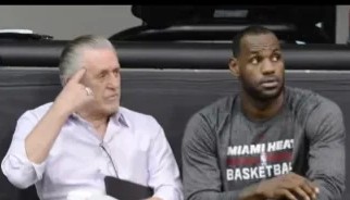 开云下载-诺里斯-科尔谈饼干事件：詹姆斯与莱利在此之前已经关系紧张